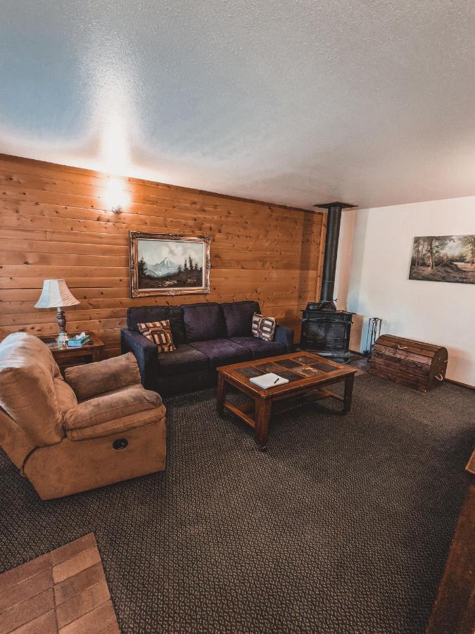 Pinewoods Resort And Rv Park Duck Creek Village Kültér fotó